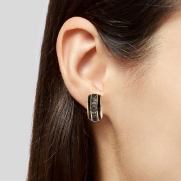Dior Enamel Gold and Black Earrings - Picture 9 of 10